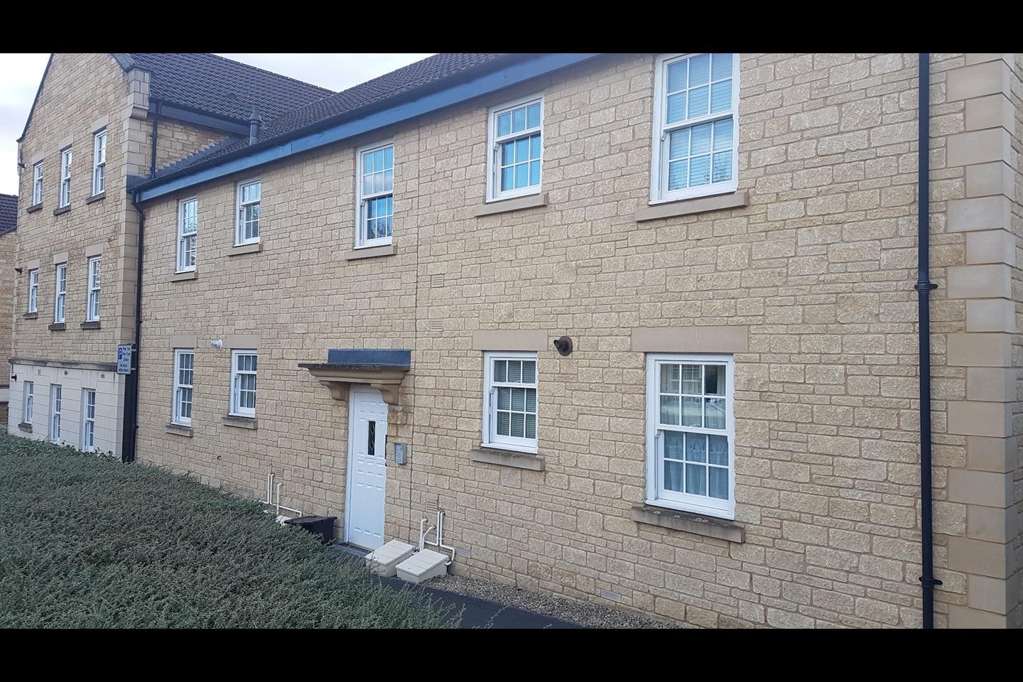 Flat Flowers Yard in Chippenham