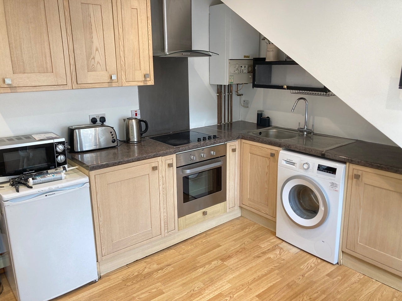 Flat Craven Avenue in Greater London