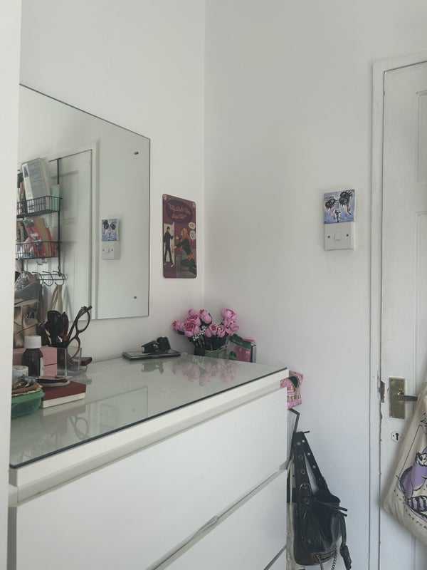 Room Leirum Street in Greater London