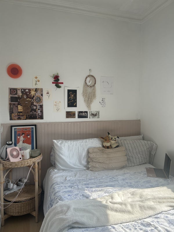 Room Leirum Street in Greater London
