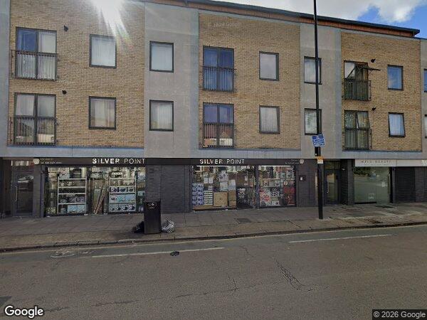 Room Romford Road in Greater London