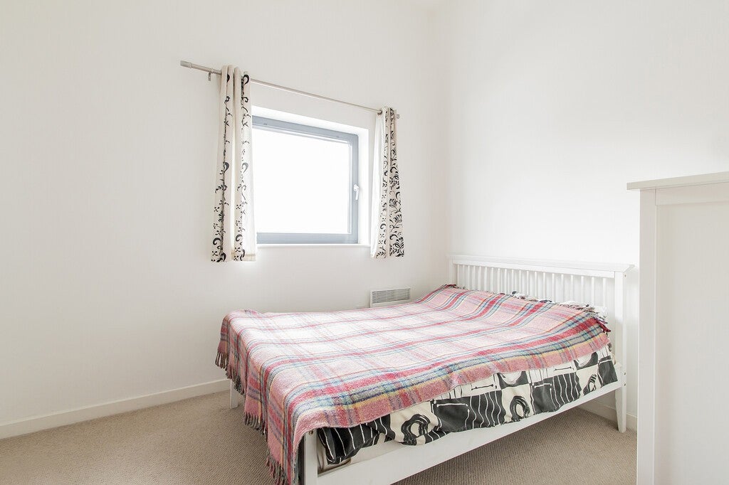 Flat Copenhagen Place in Greater London