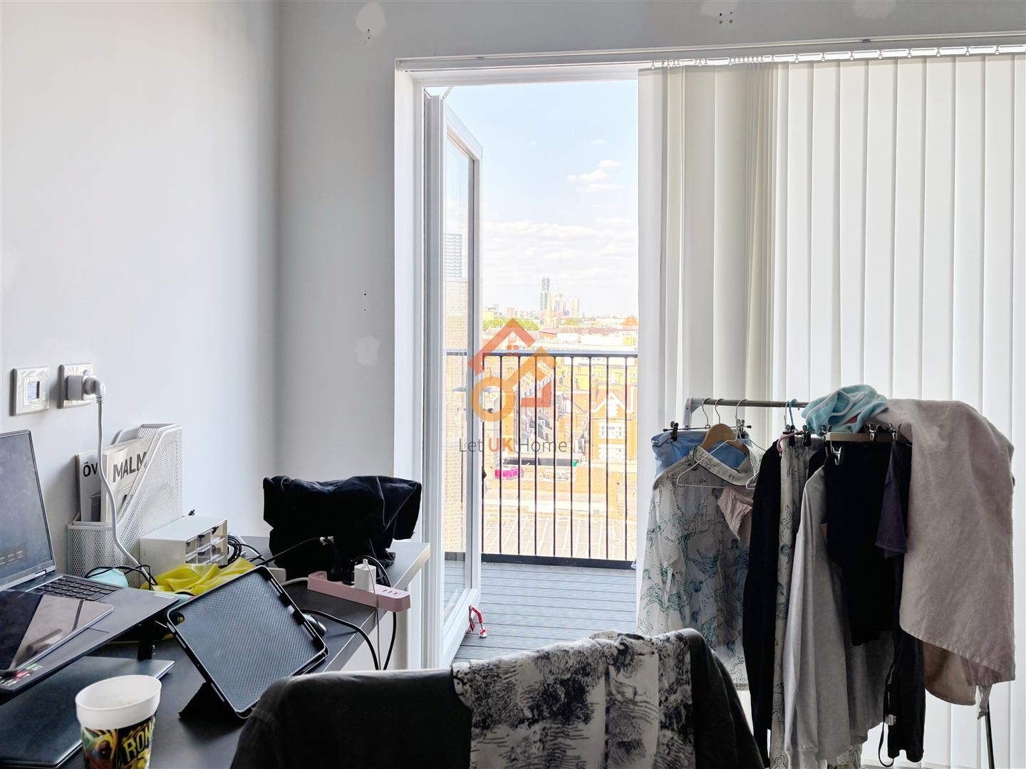 Flat Filmworks Walk in Greater London