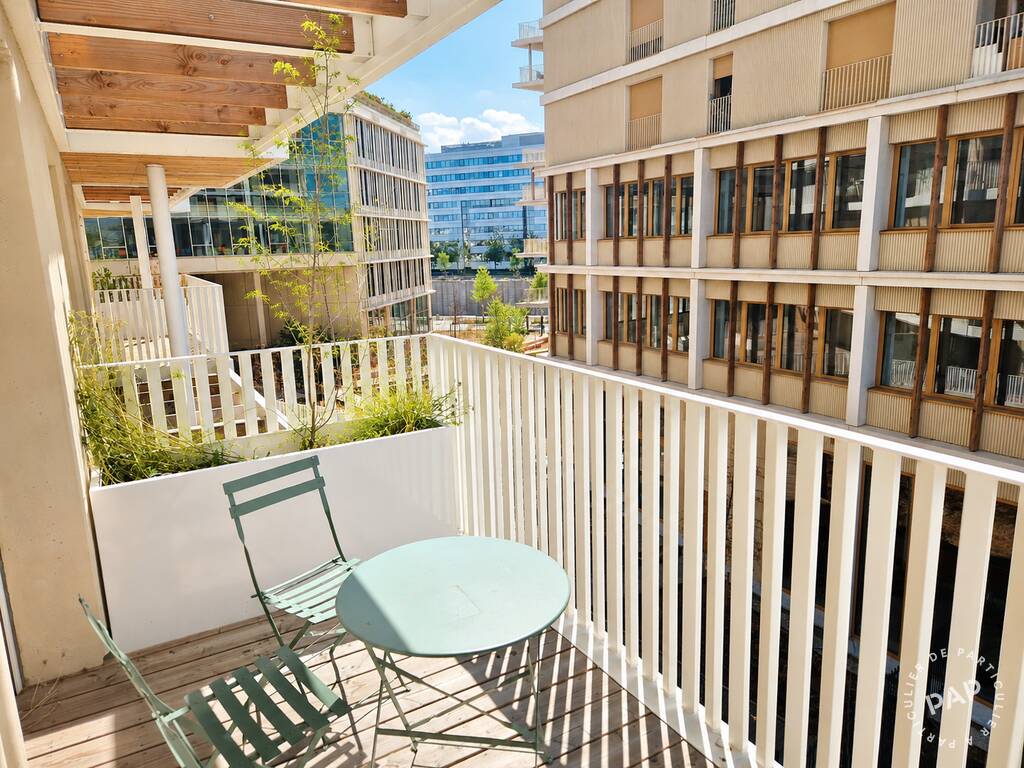 Flat Avenue Frédéric et Irène Joliot-Curie in Nanterre