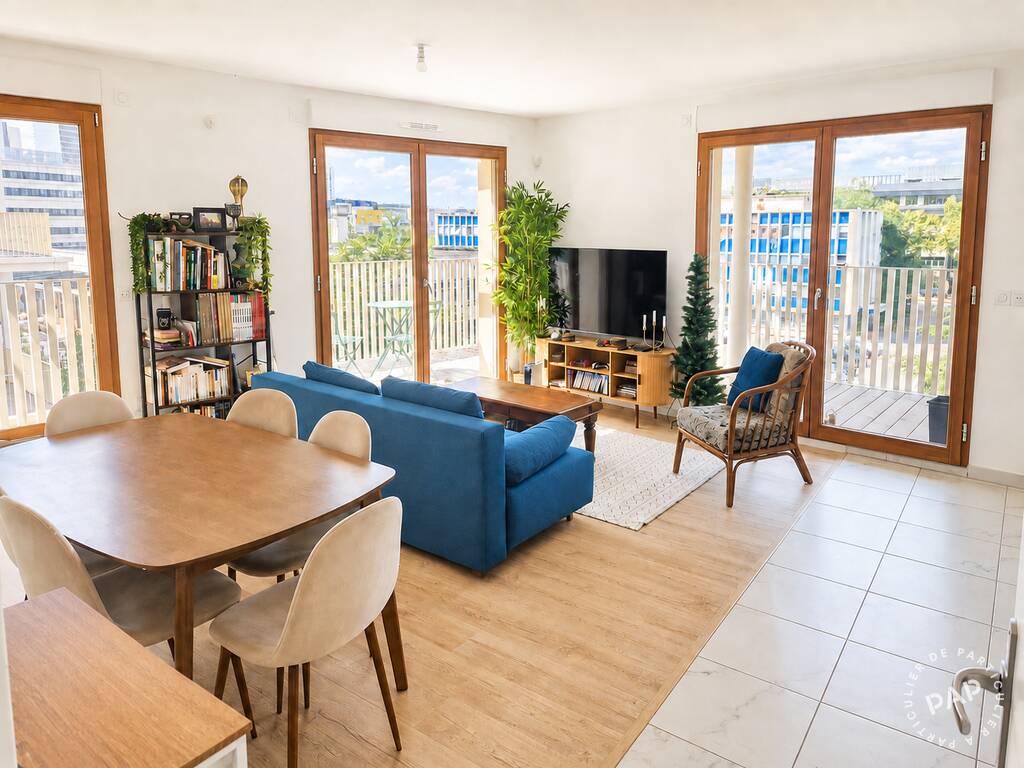 Flat Avenue Frédéric et Irène Joliot-Curie in Nanterre