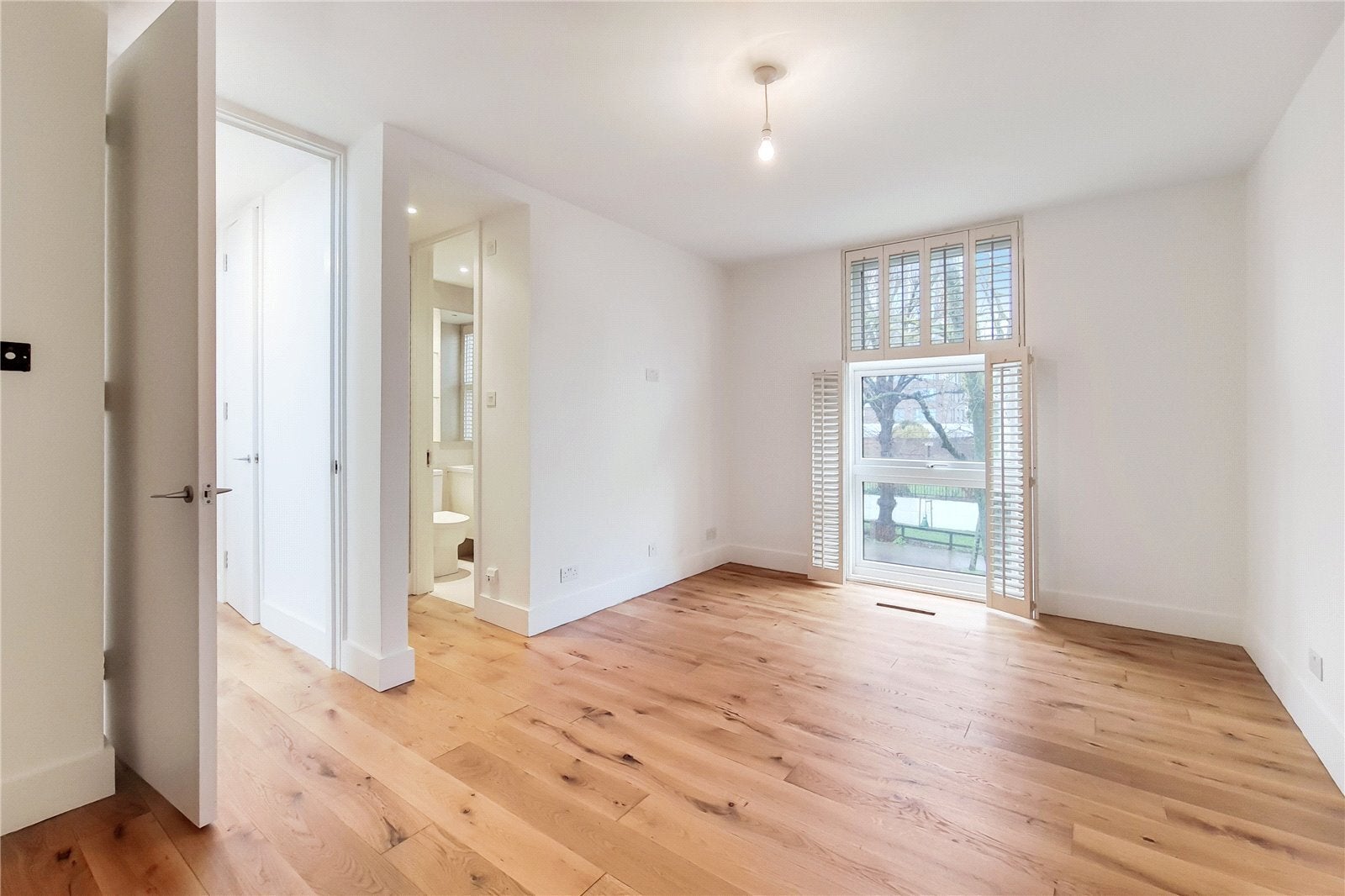 House Quickswood in Greater London