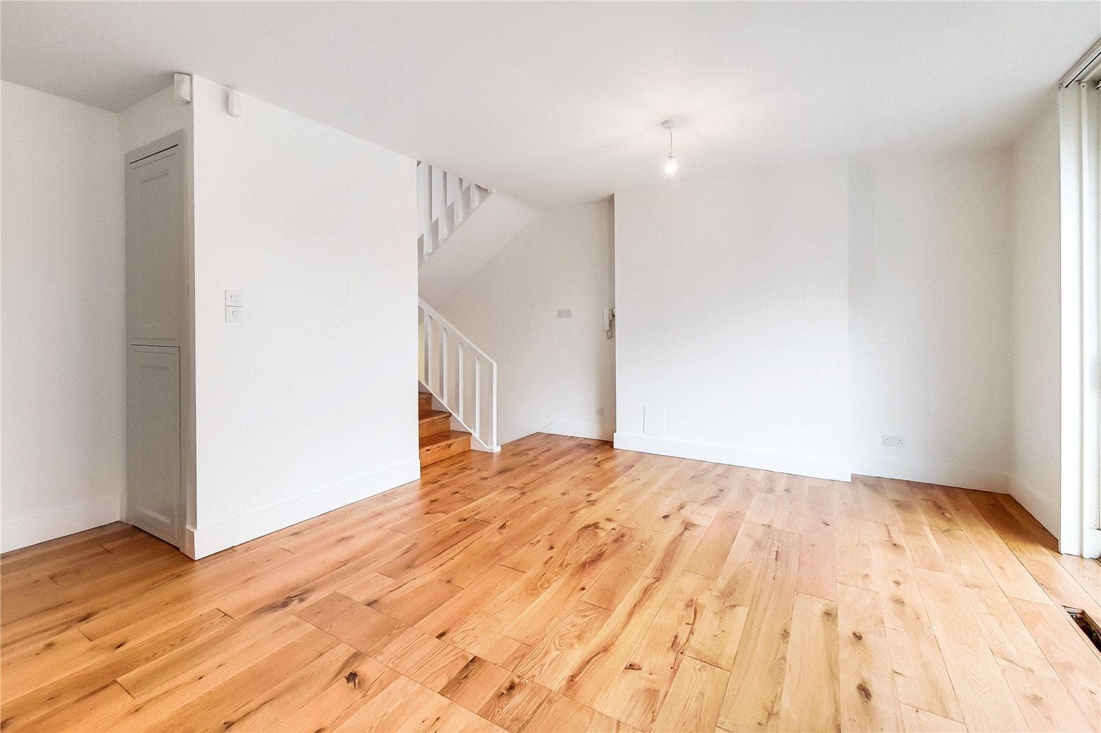House Quickswood in Greater London