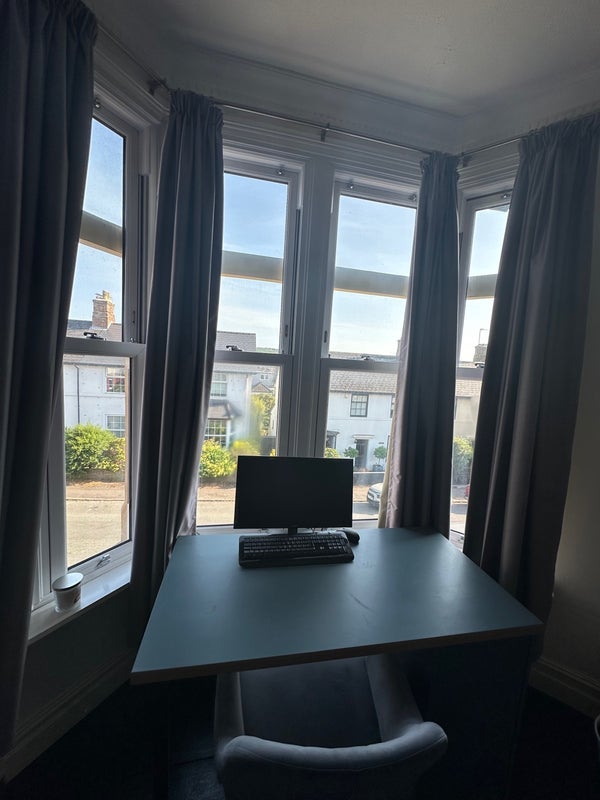 Room Burlington Terrace in Cardiff