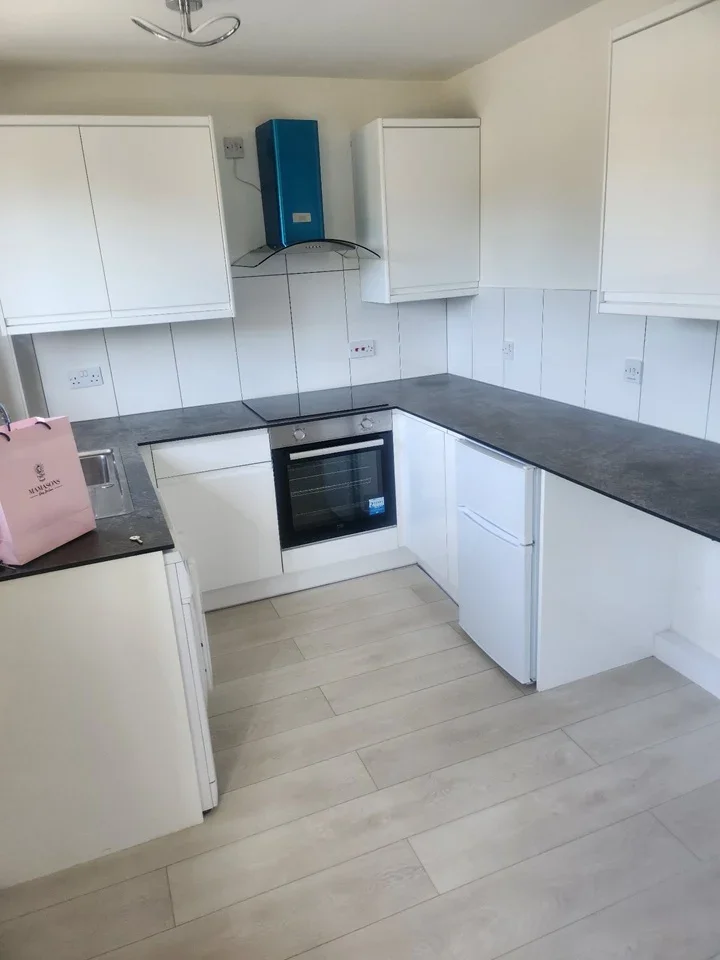 Flat Burns Close in Greater London