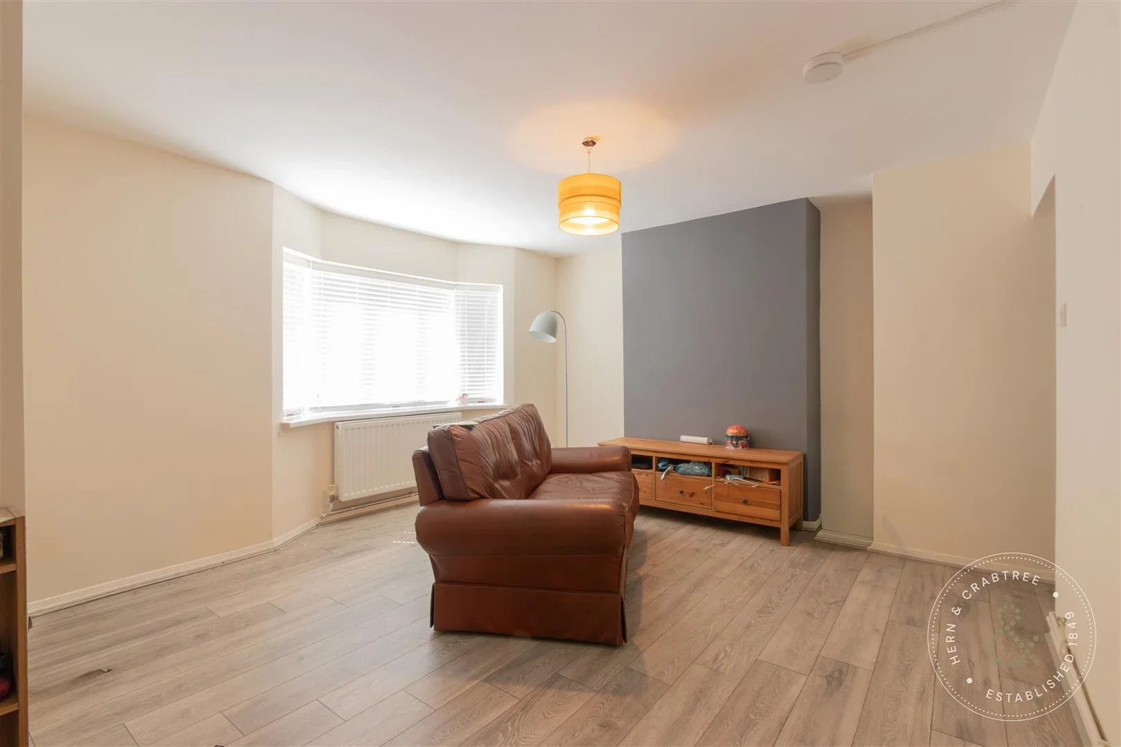 Flat Cathays Terrace in Cardiff