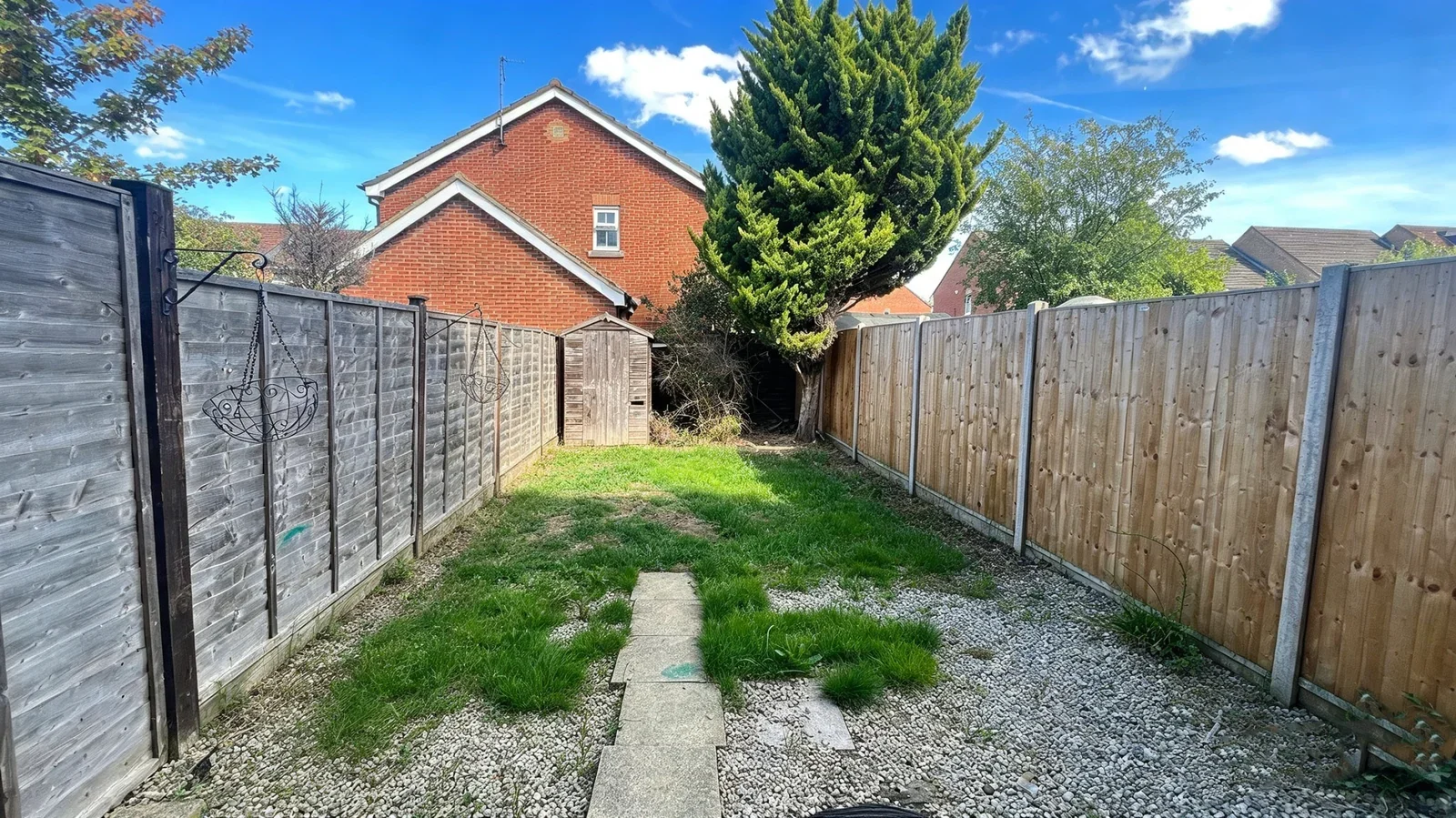 House Villiers Close in Leagrave