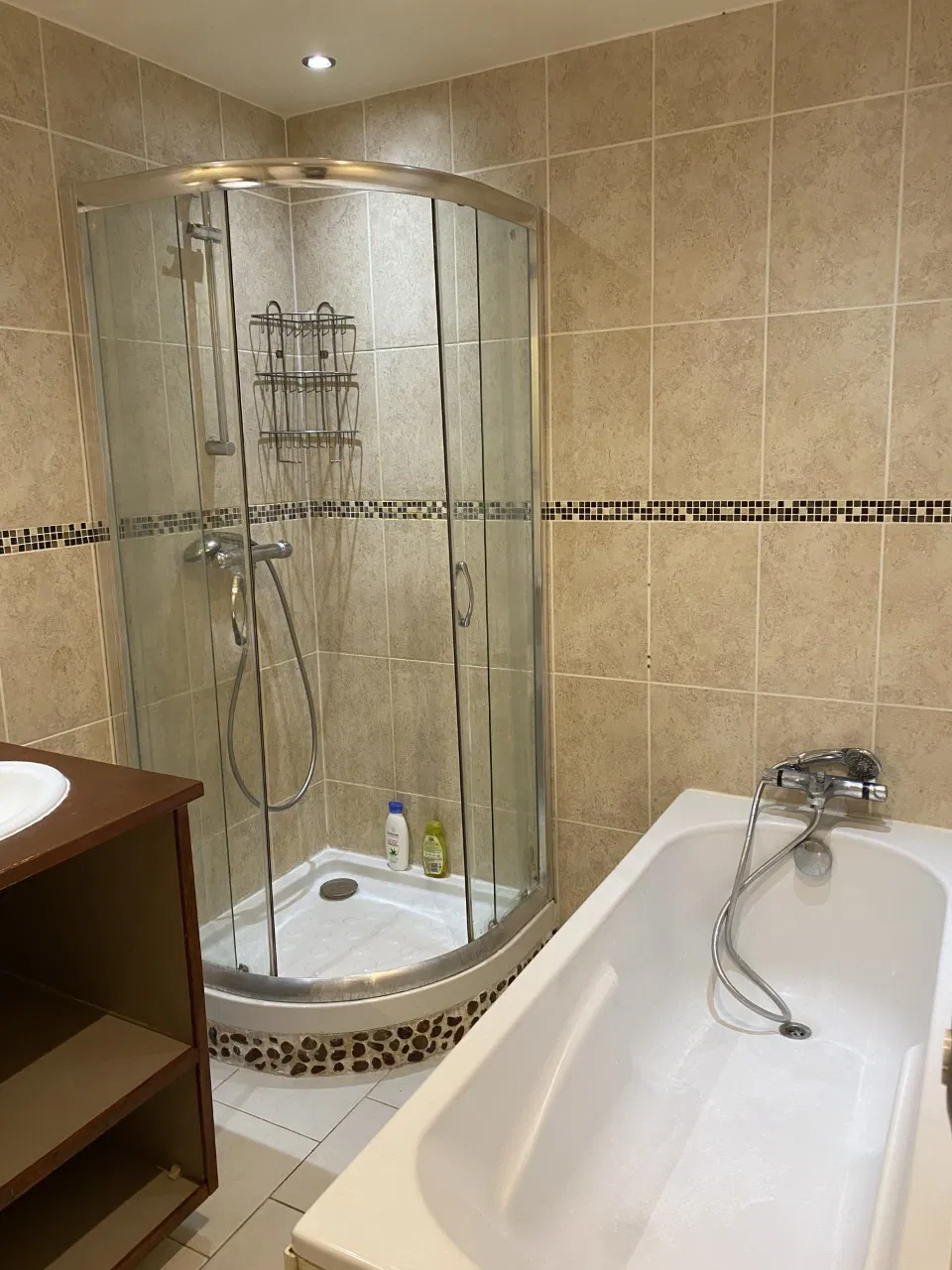 Room Rue des Châteaux Bruloir in Cergy
