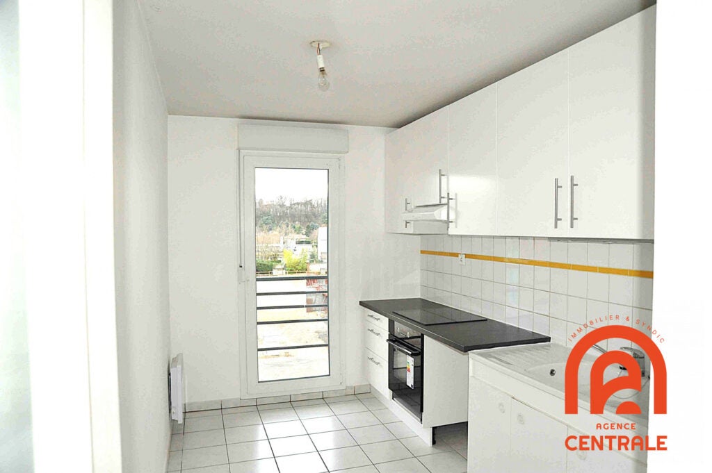 Appartement Rue de la République à Meyzieu