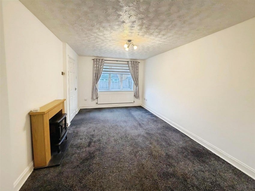 House Grace Court in Burton Latimer