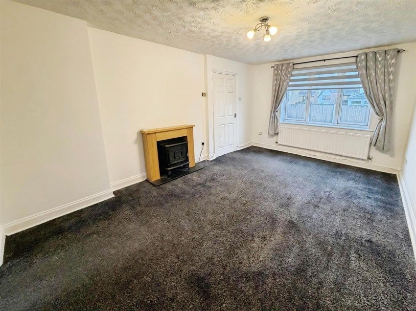 House Grace Court in Burton Latimer