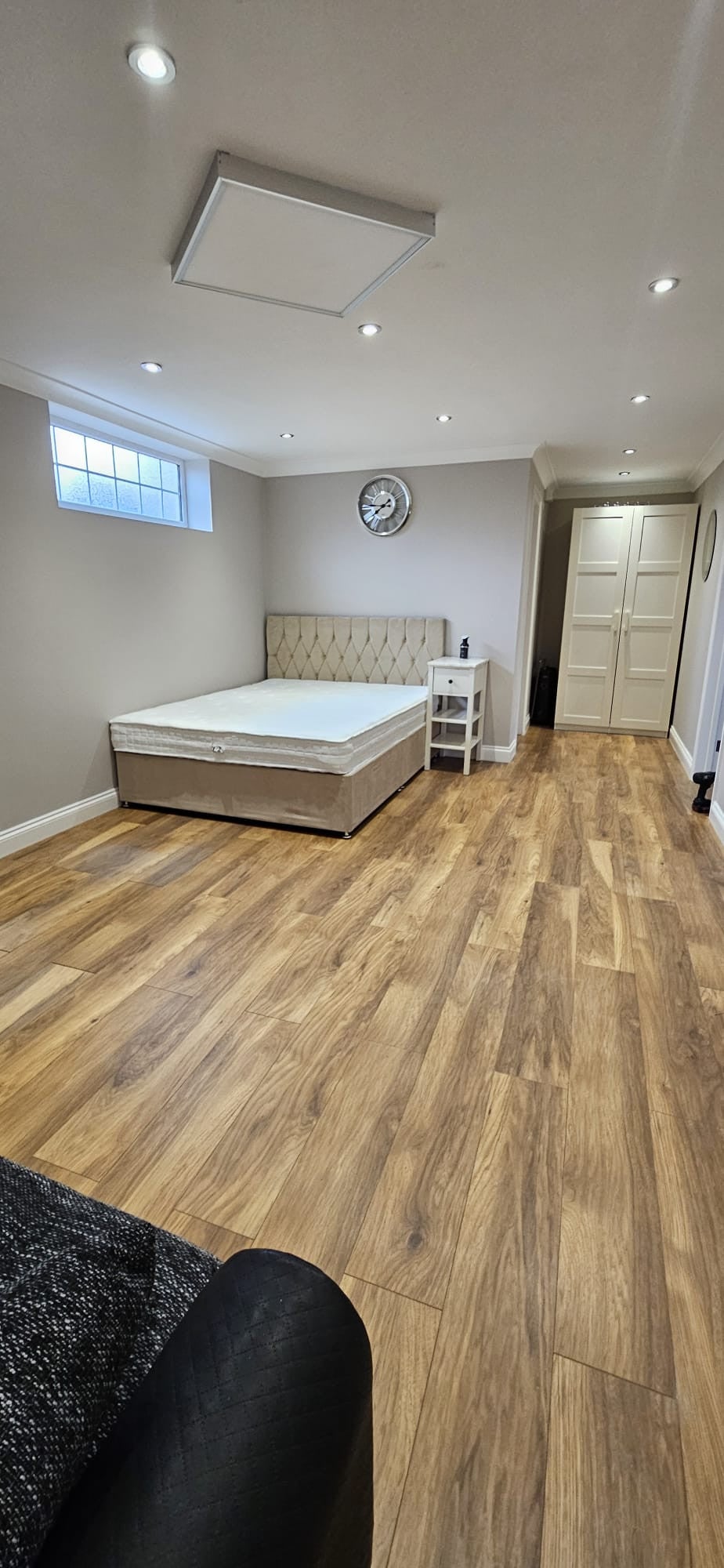 Flat Oakley Avenue in Greater London