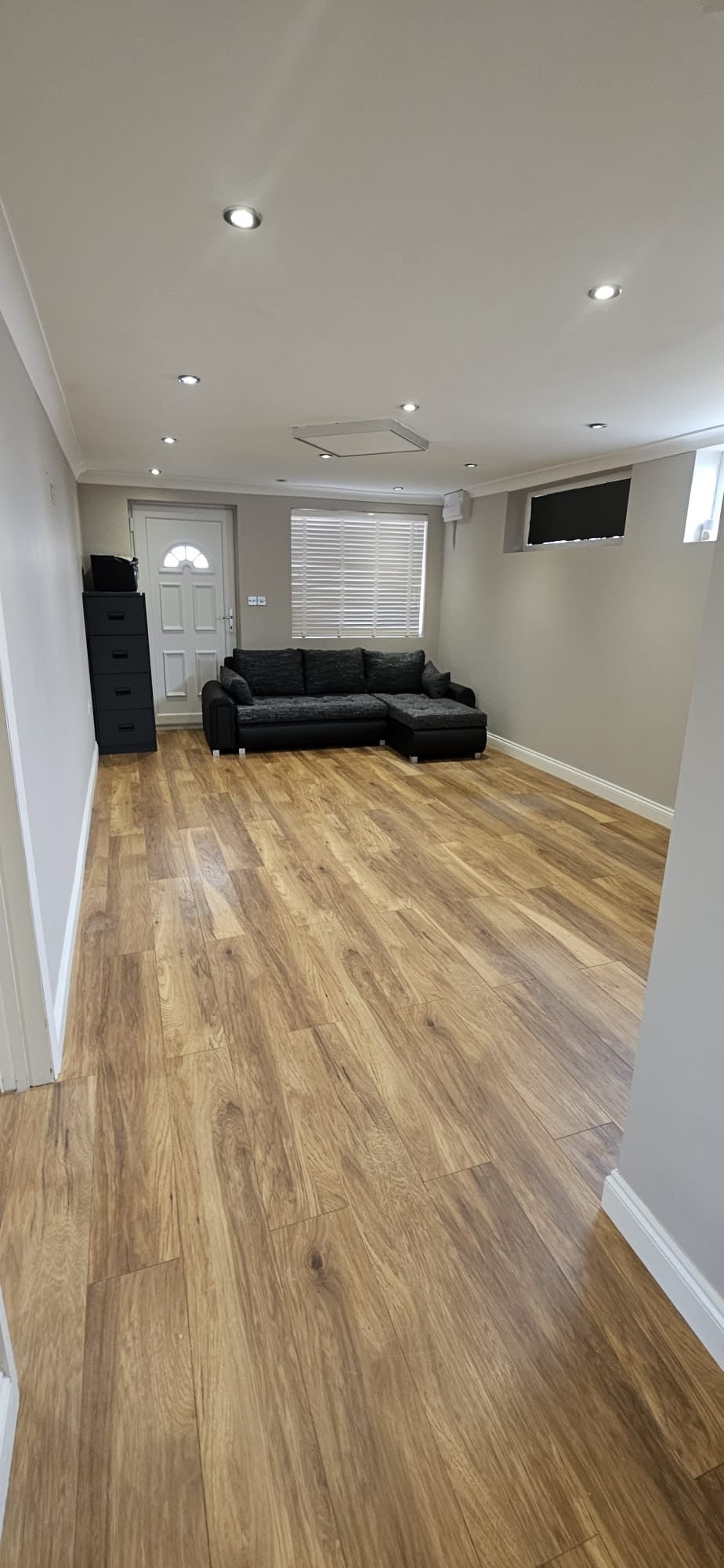 Flat Oakley Avenue in Greater London
