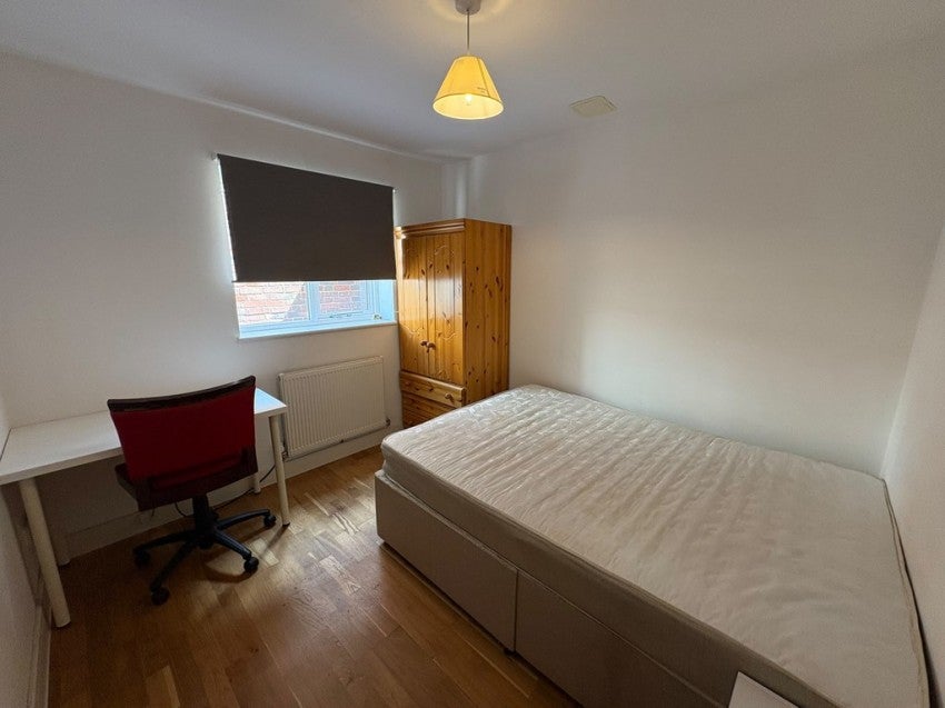 Room St Edward's Road in Portsmouth