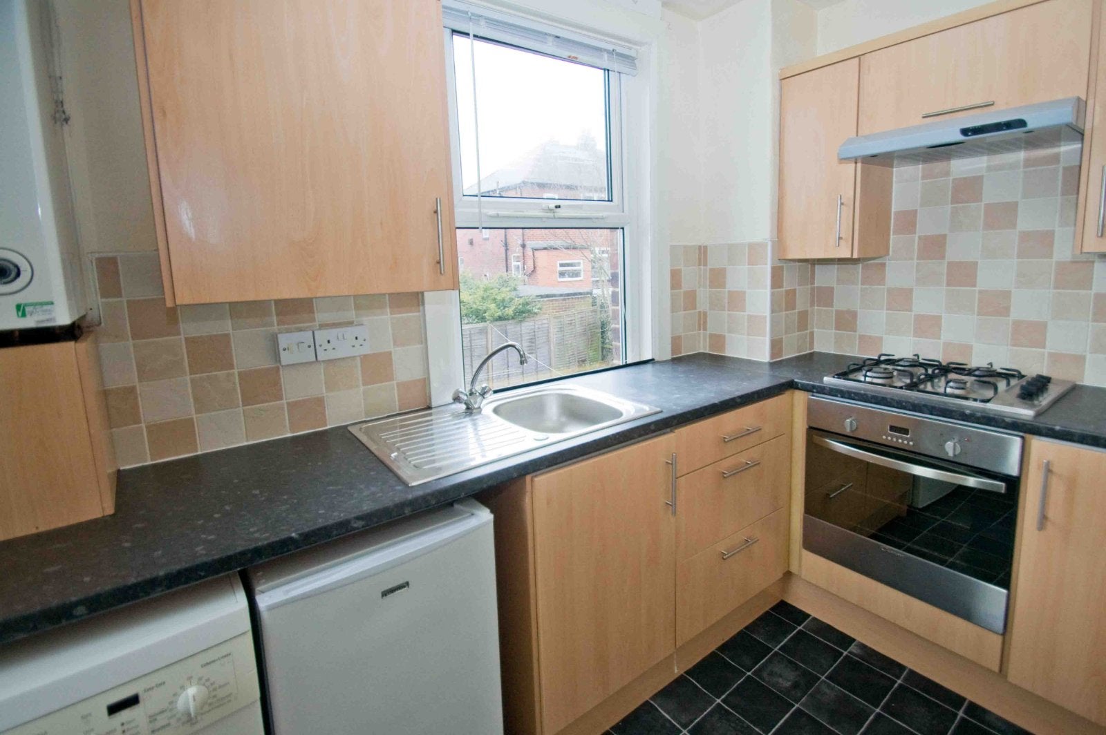 Flat Kirkstall Avenue in Leeds