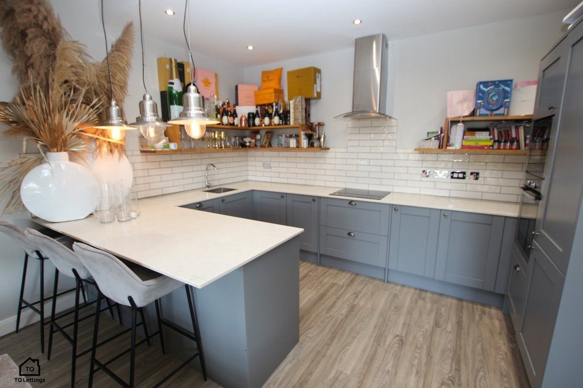 Flat Macclesfield Road in Wilmslow