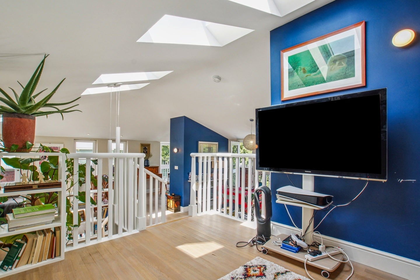 Flat Anhalt Road in Greater London