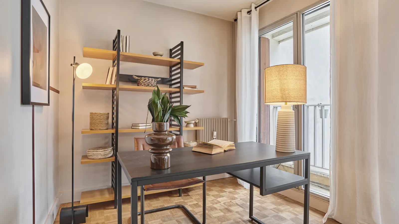 Flat Rue Saint-Charles in Paris