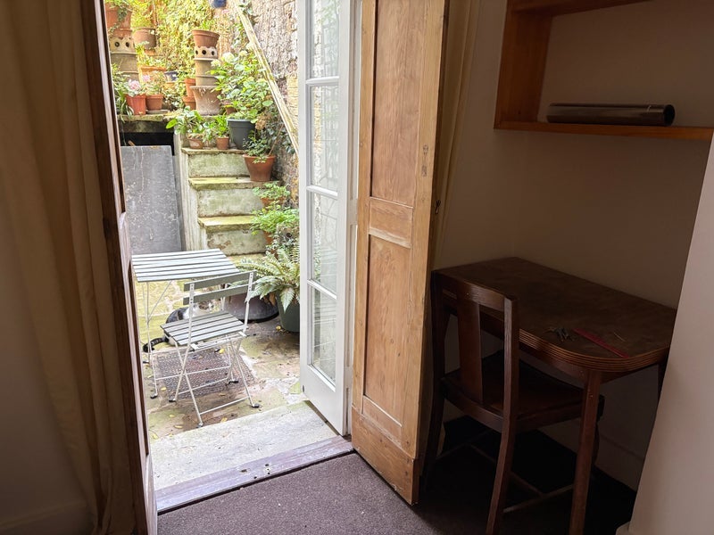 Room North Gower Street in Greater London