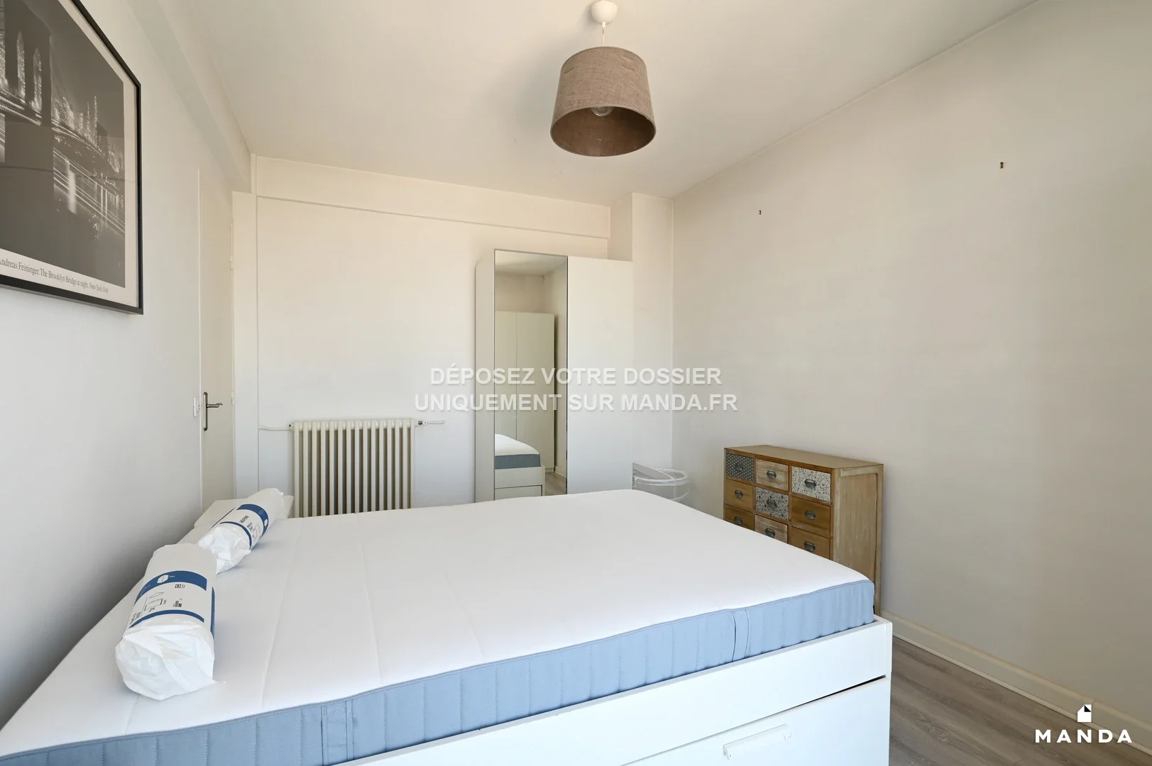 Flat Rue Pierre Brossolette in La Garenne-Colombes