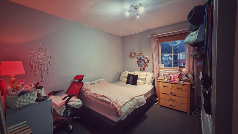 Room Anwoth Street in Glasgow