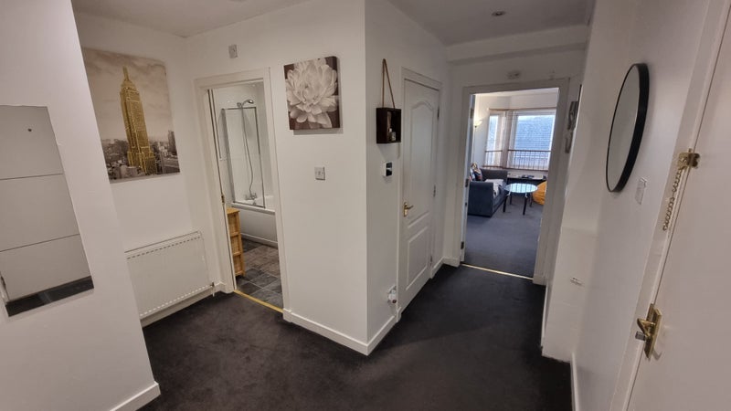 Room Anwoth Street in Glasgow