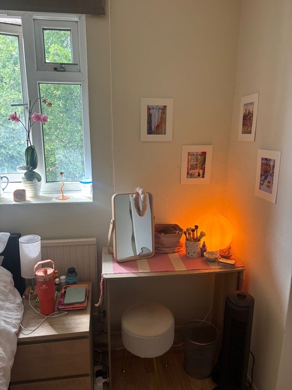 Room Clapham Manor Street in Greater London