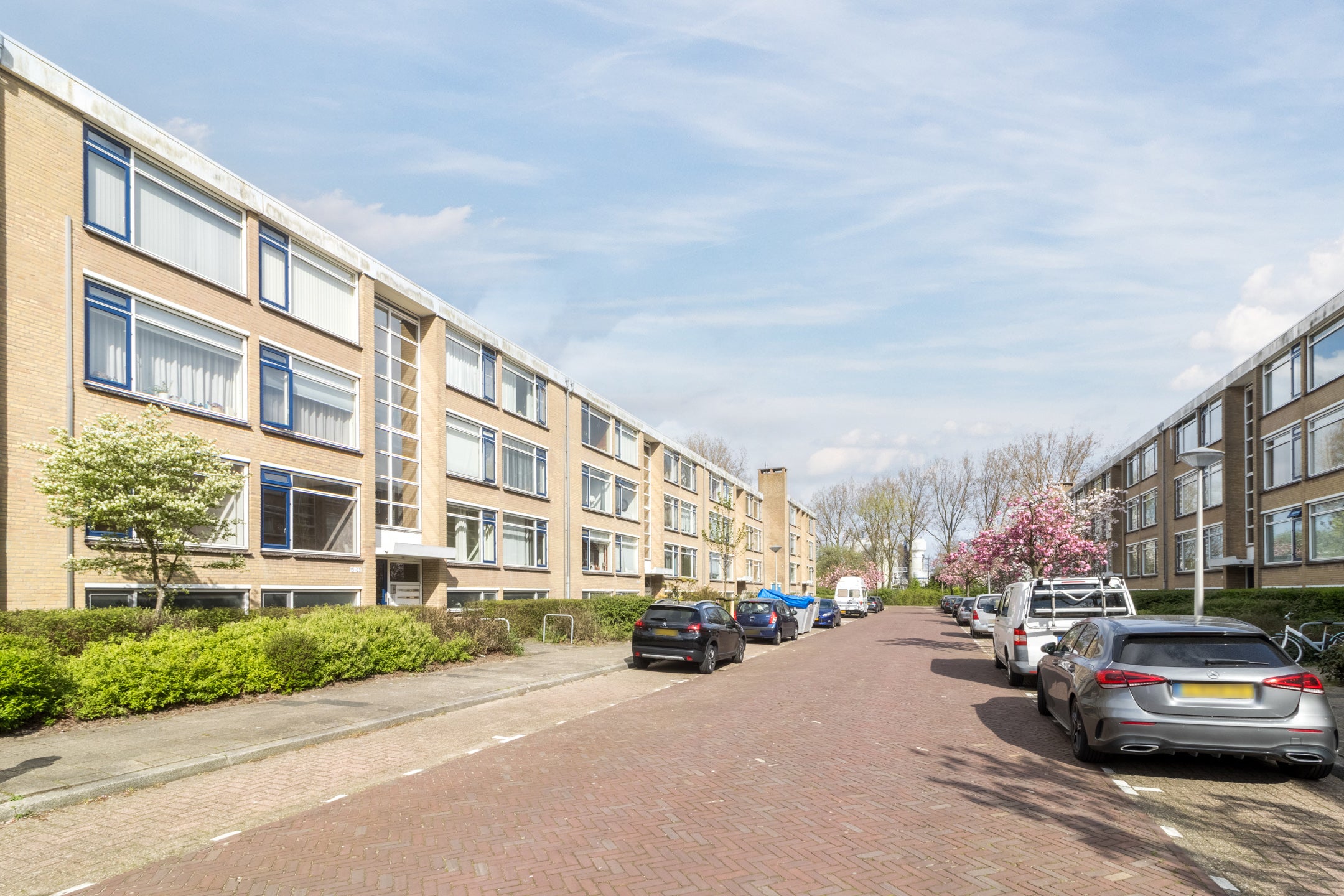 Appartement te koop: Van der Haertstraat 13, Delft