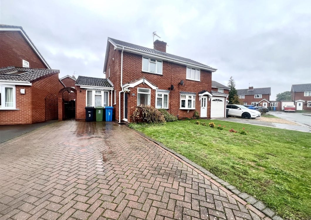 House Riverside Way in Brewood and Coven