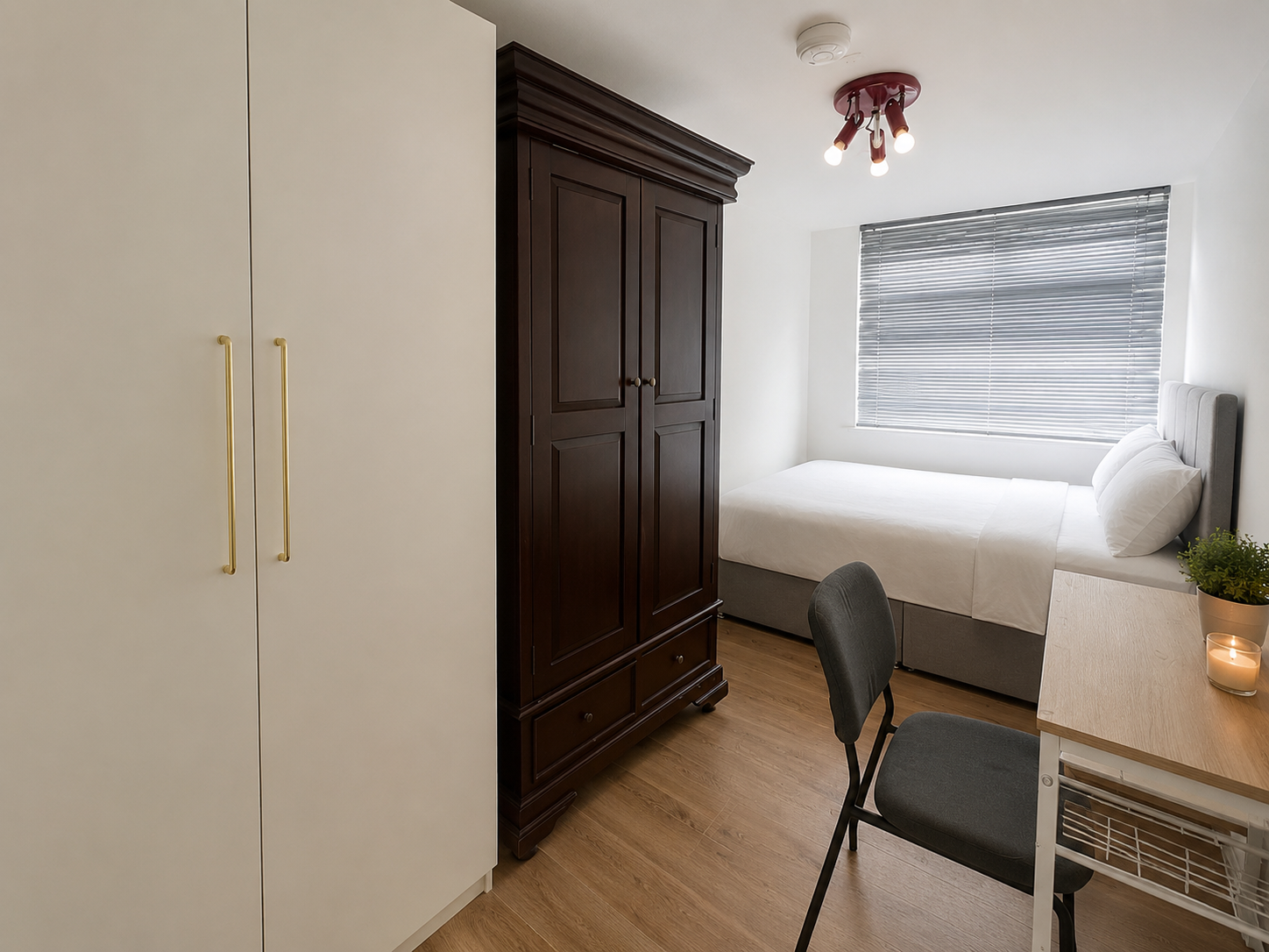 Room Broad Walk in Greater London