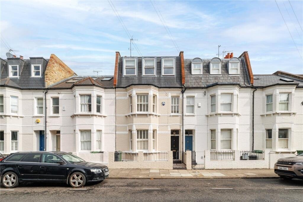 House Parthenia Road in Greater London