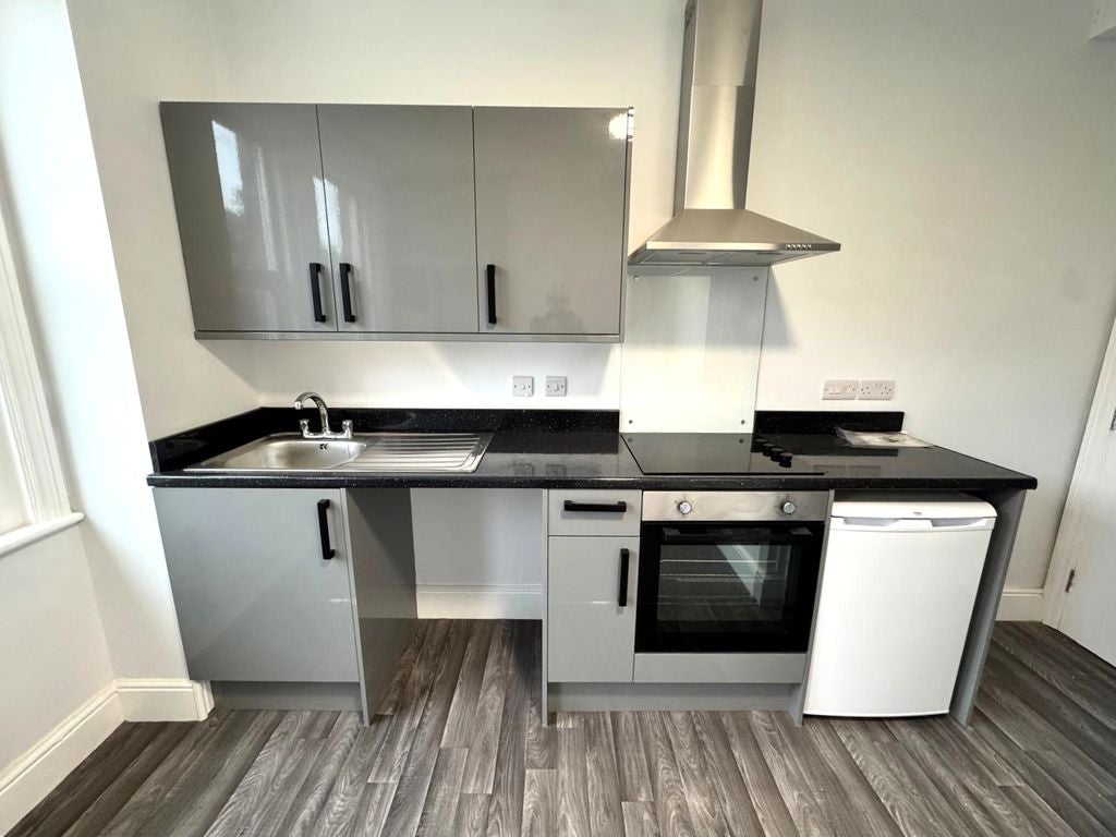 Flat Whitecross Road in Hereford