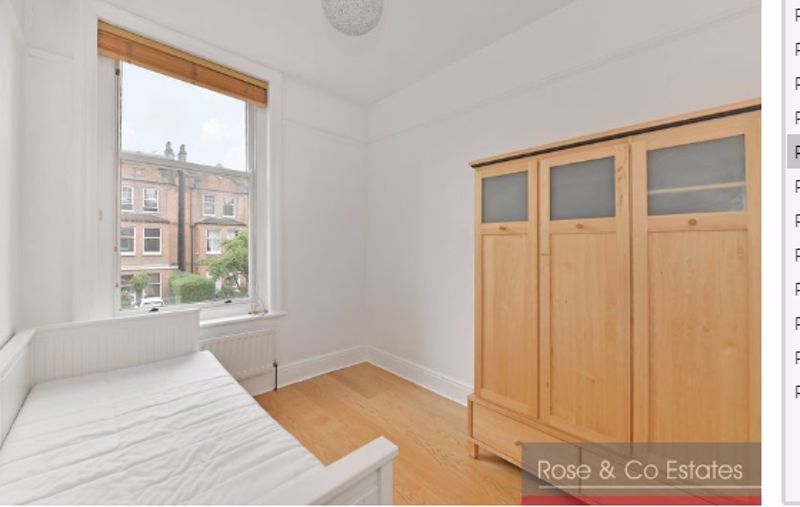 Flat Greencroft Gardens in Greater London