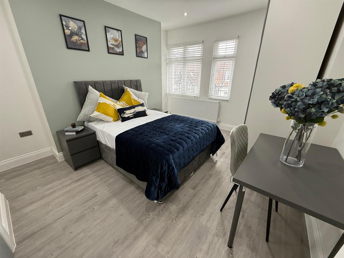 Room Maplehurst Close in Greater London
