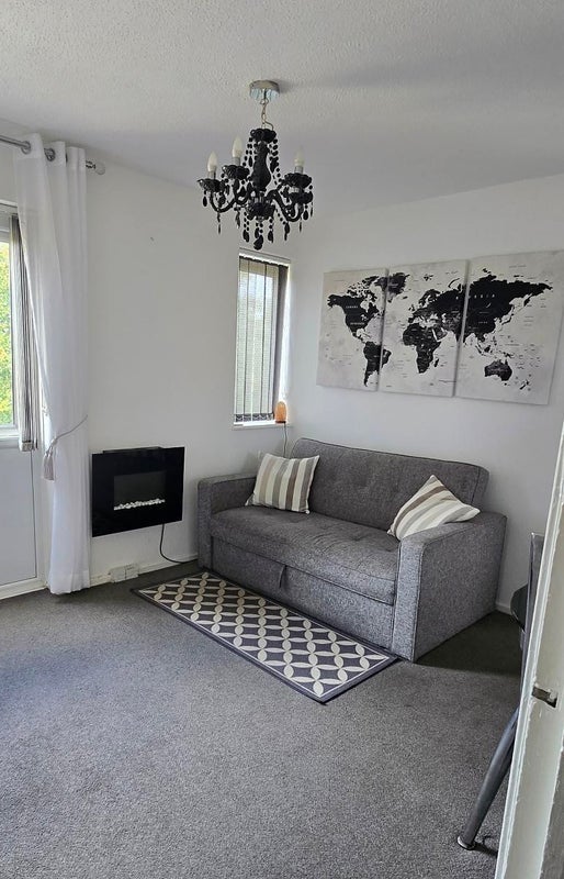 Room Aylesbury Close in Greater London
