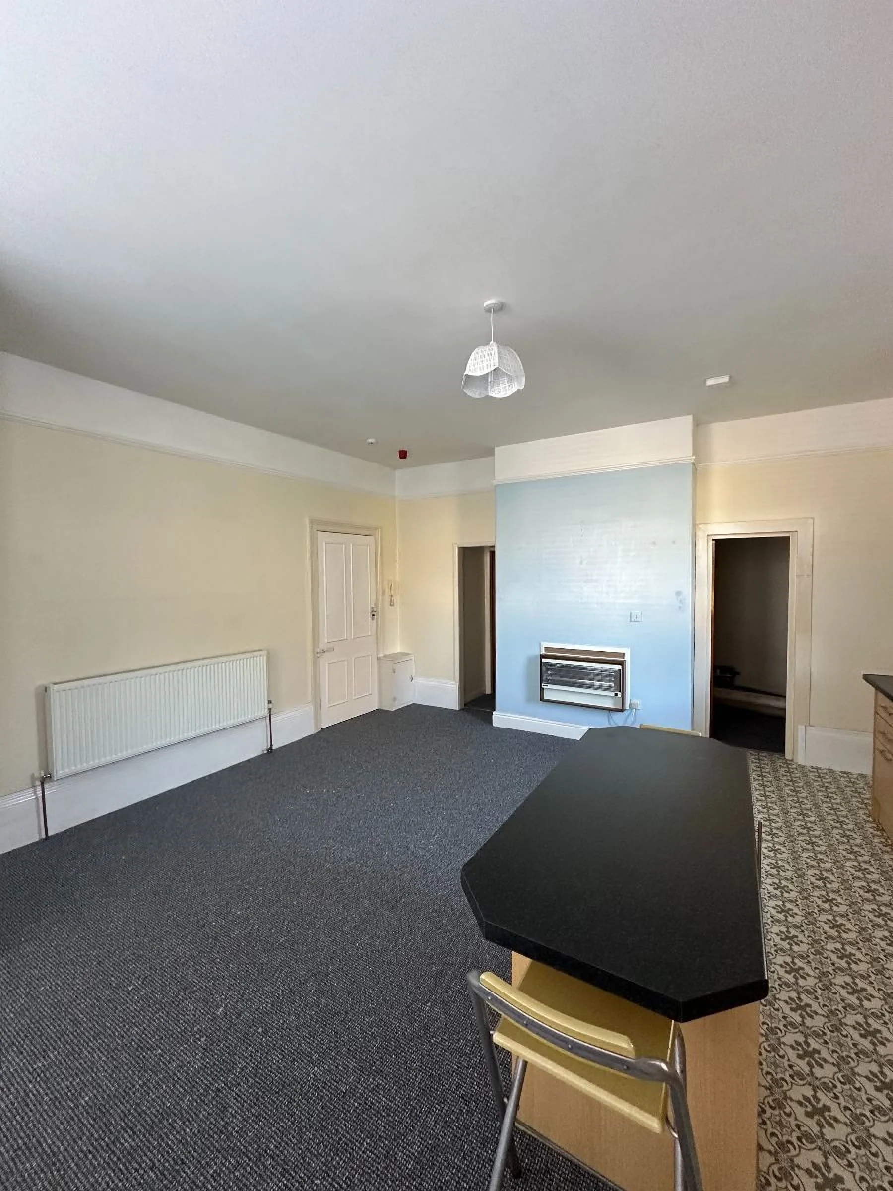 Flat Westbourne Grove in Scarborough