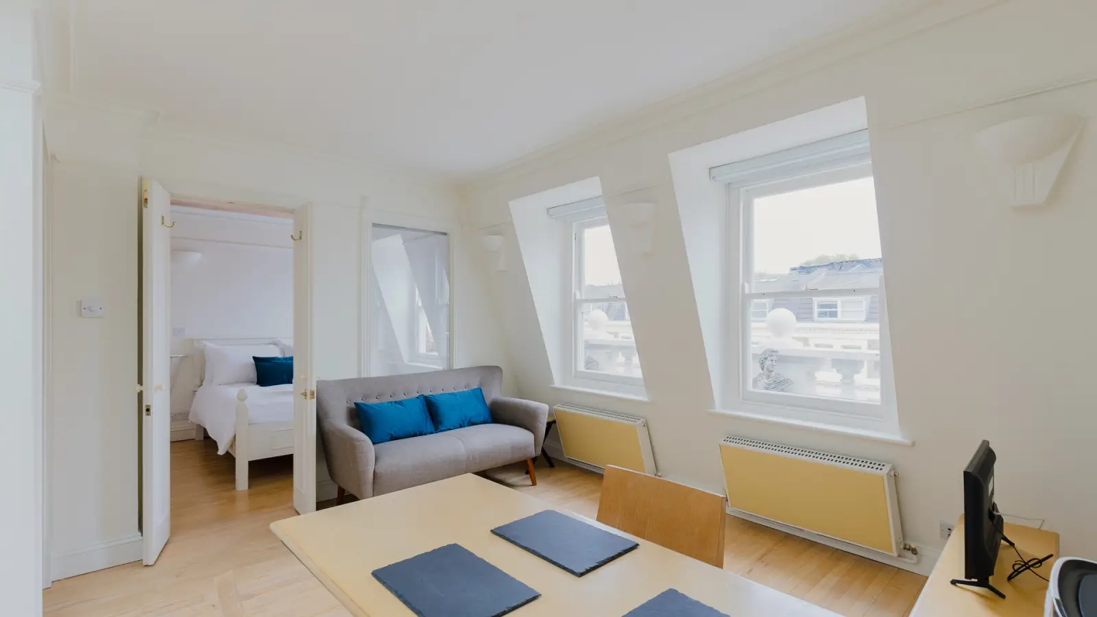 Flat Barriedale in Greater London