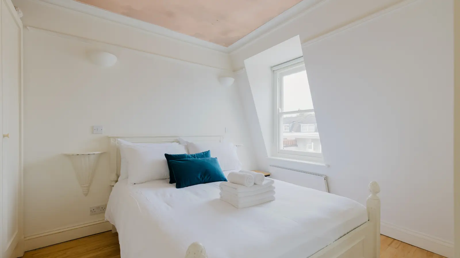 Flat Barriedale in Greater London