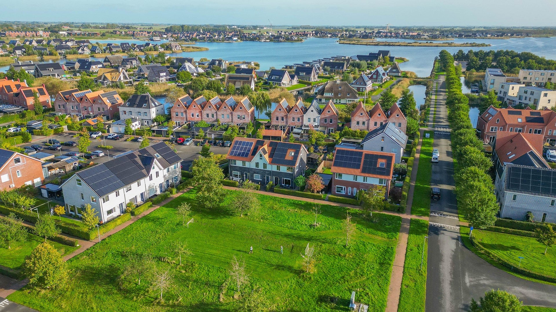 Huis Meeroeverslaan 254 in Meerstad