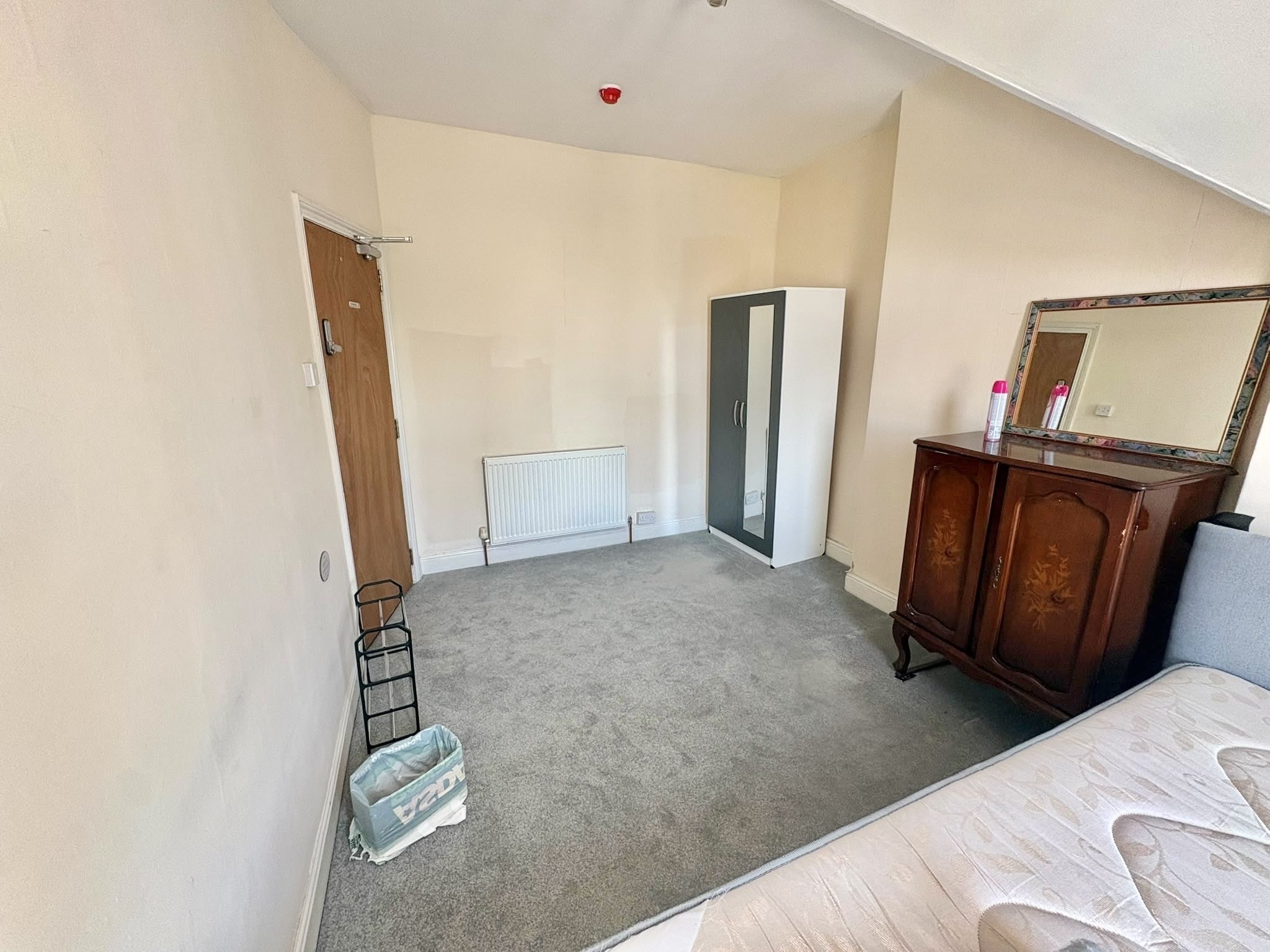 Room Soho Avenue in Birmingham