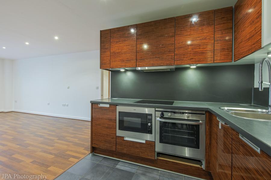 Flat Guildford Road in Woking