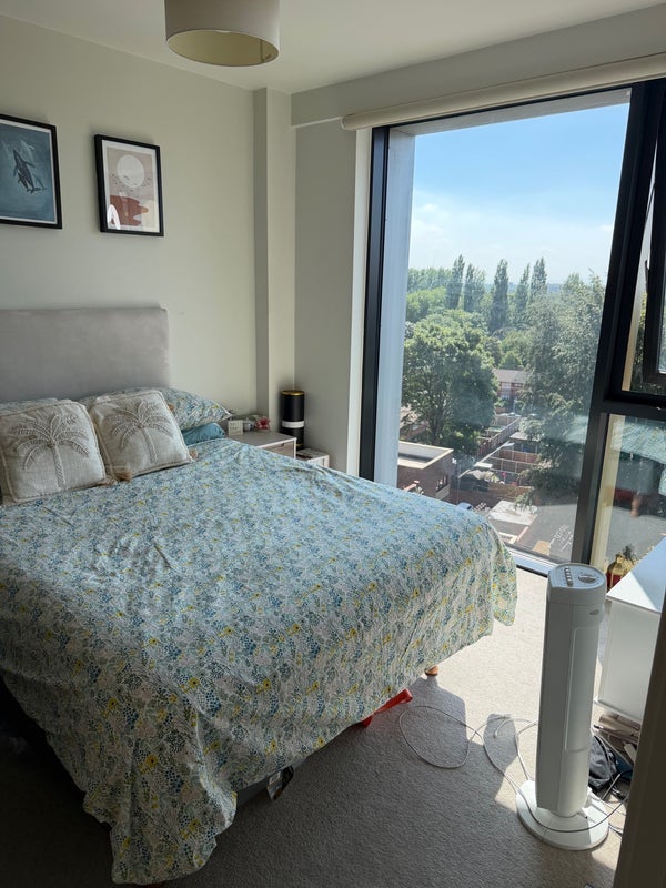 Room Ellesmere Street in Manchester