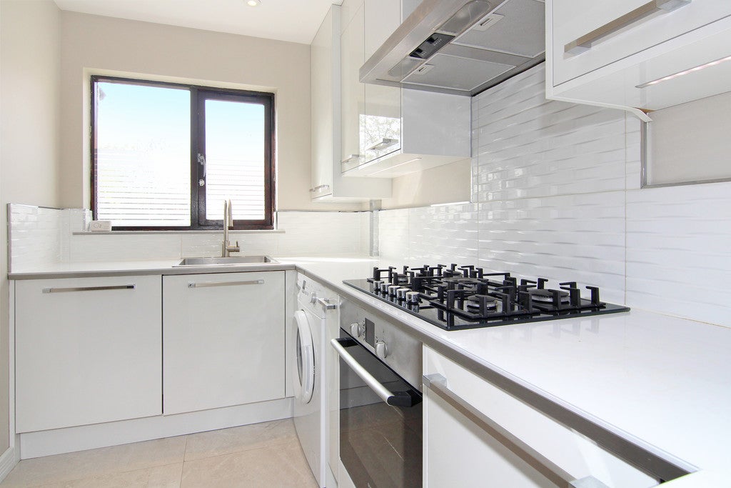 House Sycamore Close in Greater London