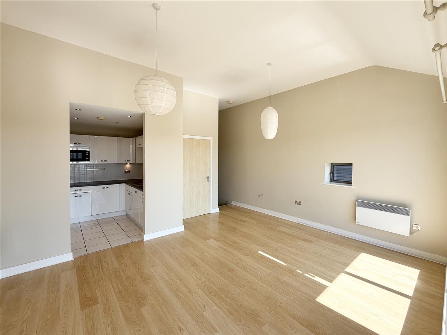 Flat Severn Road in Gloucester