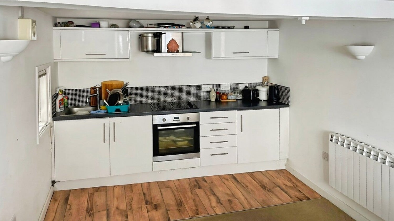 Flat Five Wells Lane in Helston