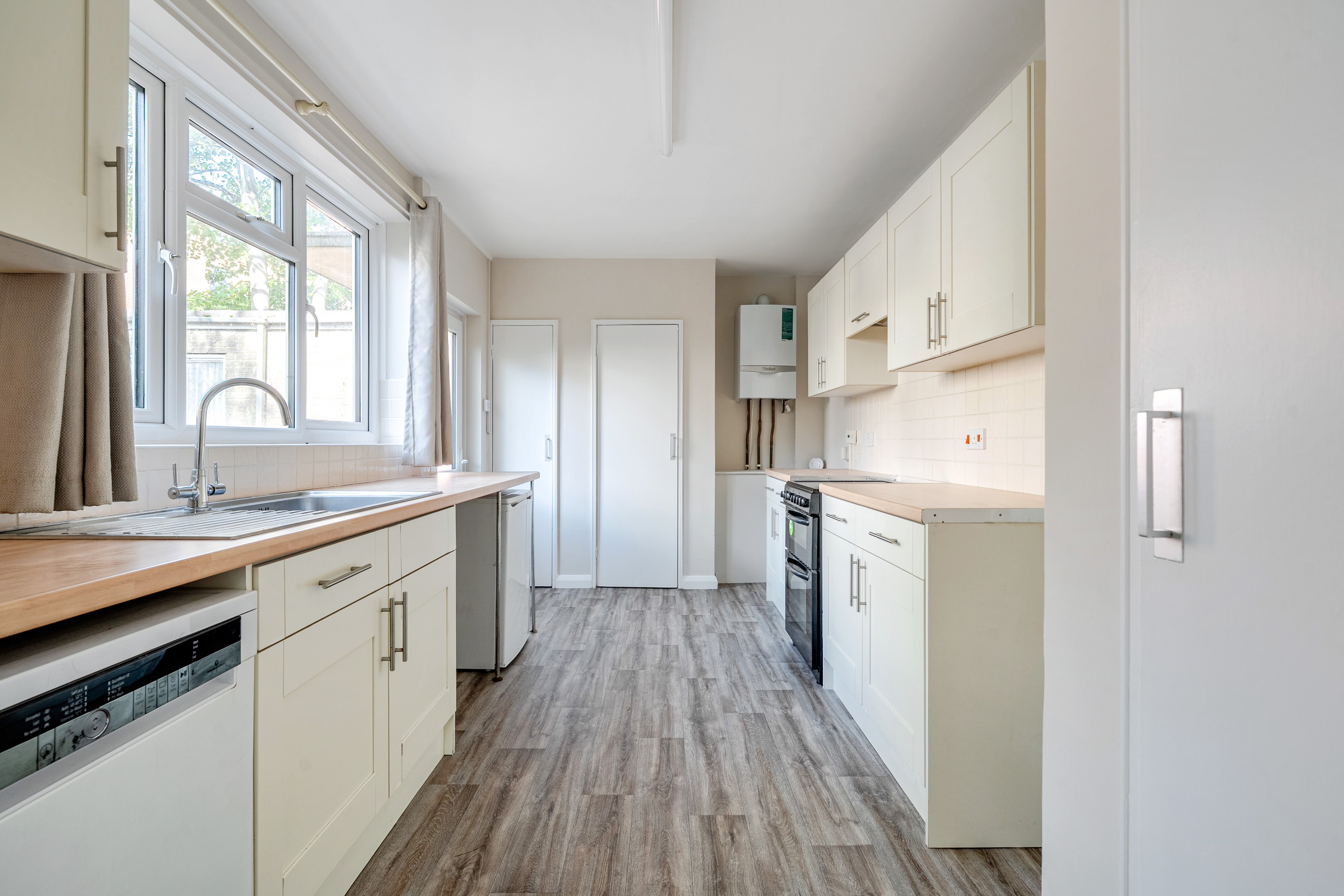 House Lockerley Crescent in Southampton